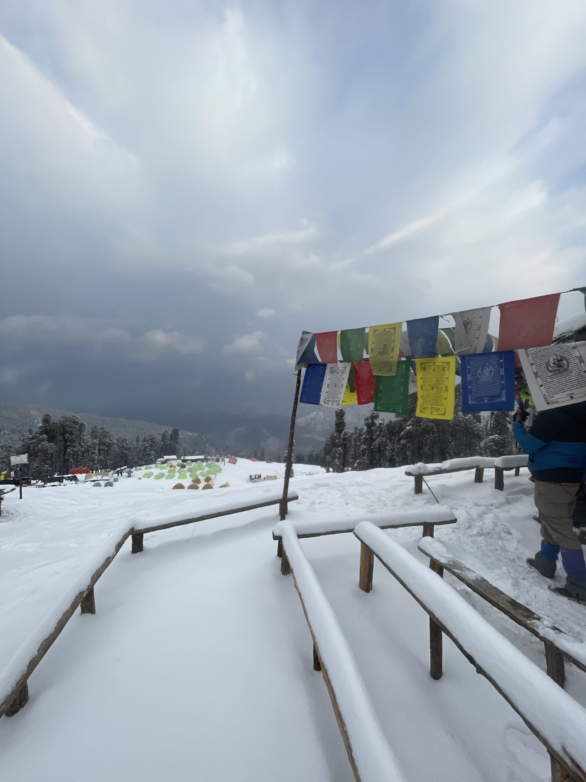 Kedarkantha Trek Day 3 - snow trail