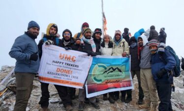 Kedarkantha trek summit
